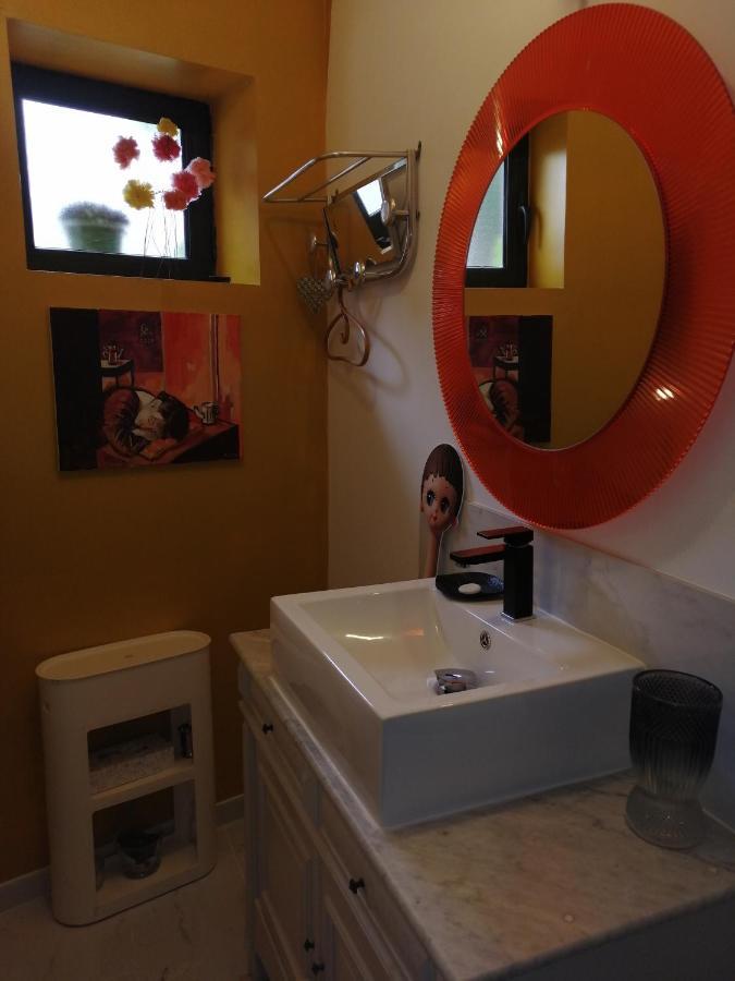 Maison D'Art' Lette Bed & Breakfast Saint-Feliu-d'Avall ภายนอก รูปภาพ